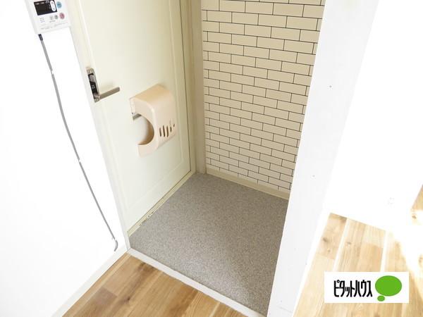 守口市八雲東町マンション 玄関