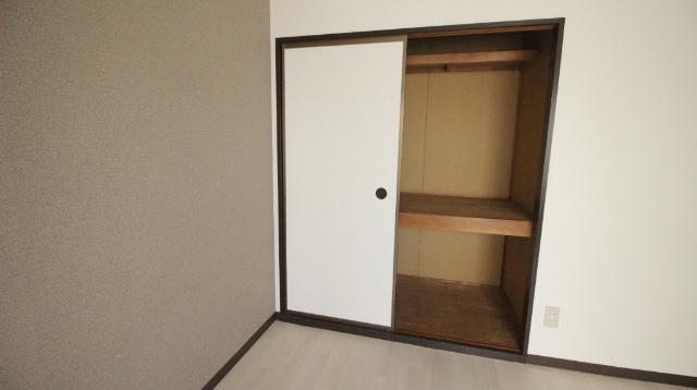 パレ守口 収納