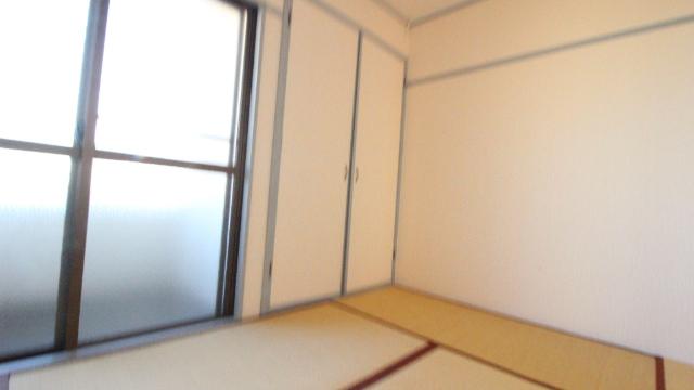 秀和第1ハイツ 収納