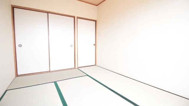コーポグランディール 室内