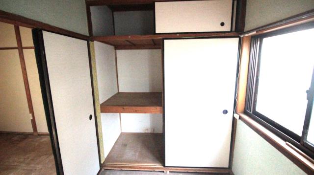 門真市小路町テラスハウス 収納
