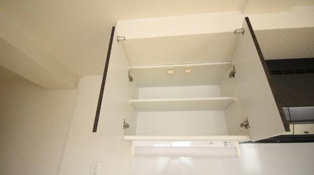 門真市月出町マンション キッチン