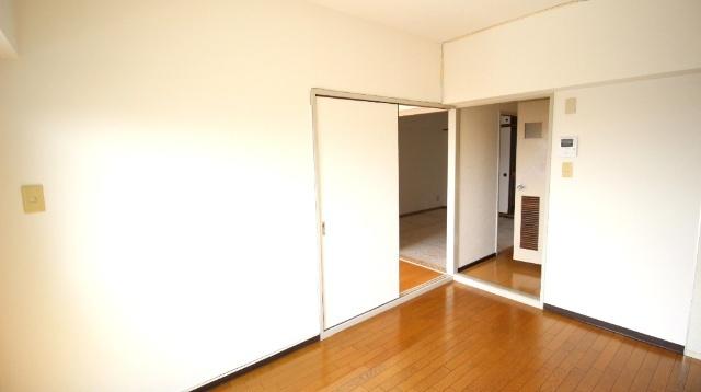 エクセル守口 室内