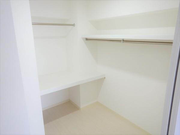 ロイヤルハイツ三喜 部屋画像