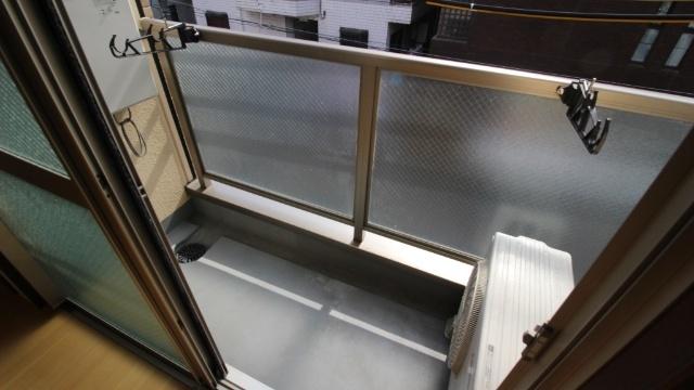ラフィーネ新森 バルコニー