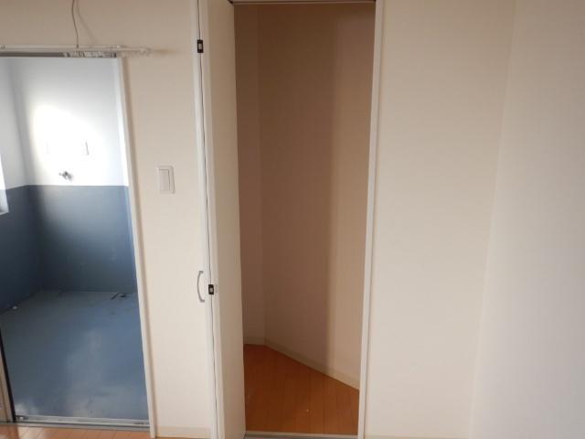 高瀬マンション 収納