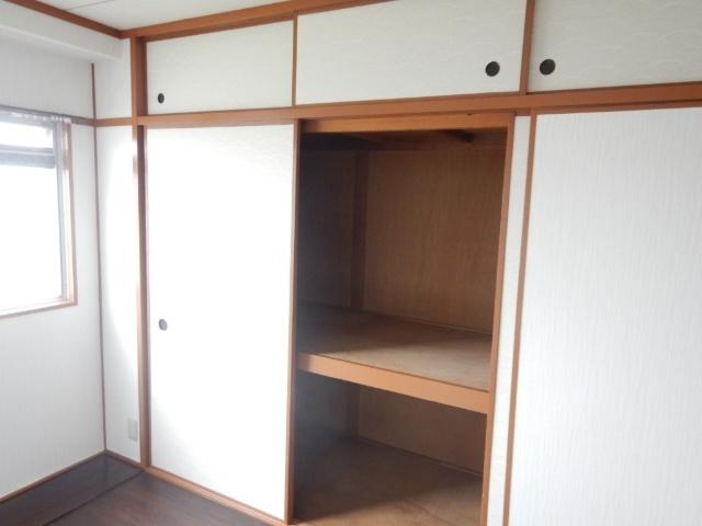 島田ハイツ 収納