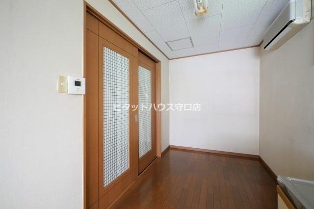 門真市本町テラスハウス 室内