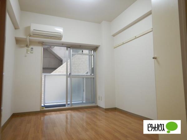 守口市寺内町マンション リビング