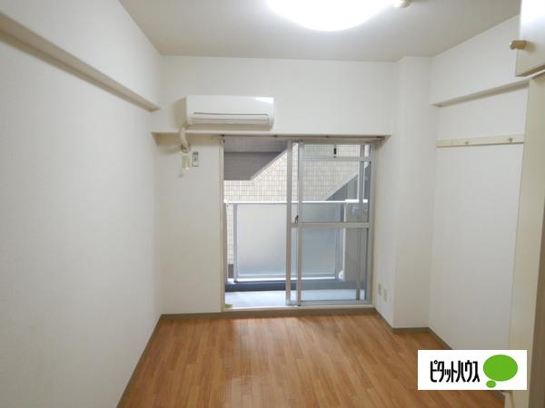 守口市寺内町マンション リビング