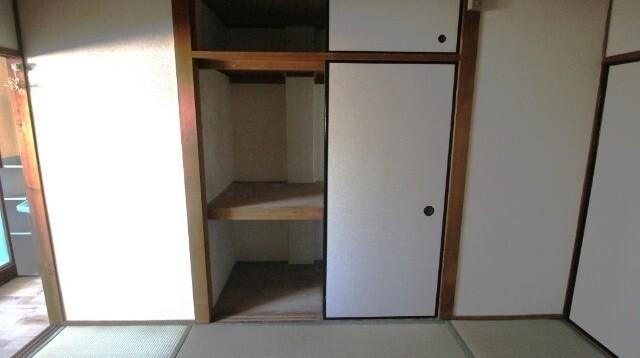 昌人ハイツ 収納