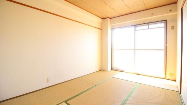 三幸ハイツ（302） 室内