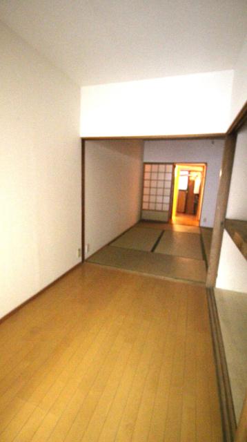 門真市月出町テラスハウス リビング