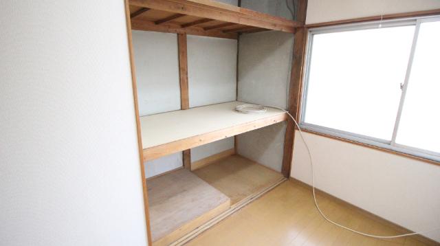 門真市月出町テラスハウス 収納