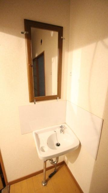 門真市月出町テラスハウス 洗面