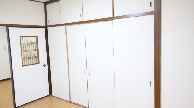 守口市八雲中町マンション 収納