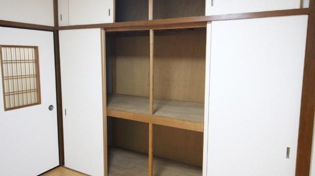 守口市八雲中町マンション 収納