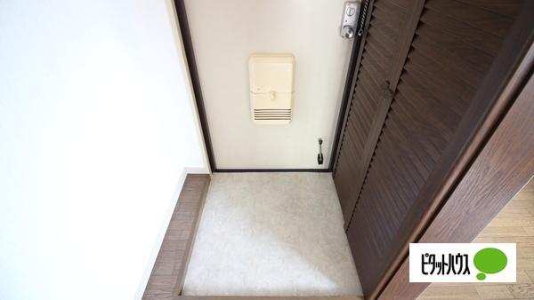門真市幸福町マンション 玄関