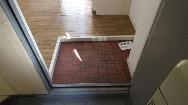 ハイツ寿 玄関