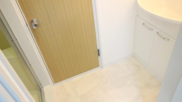 マンションアフルエンス 室内