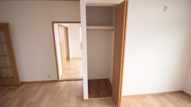 エステートピア小林 収納