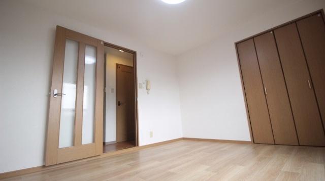 守口市寺方元町マンション リビング