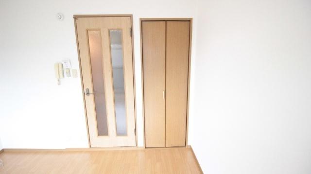 守口市寺方元町マンション 収納