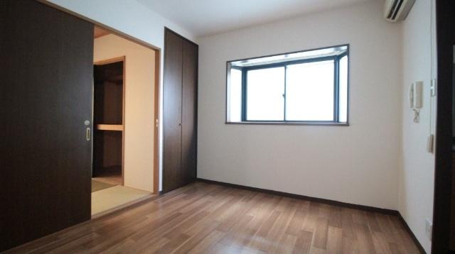門真市月出町マンション リビング