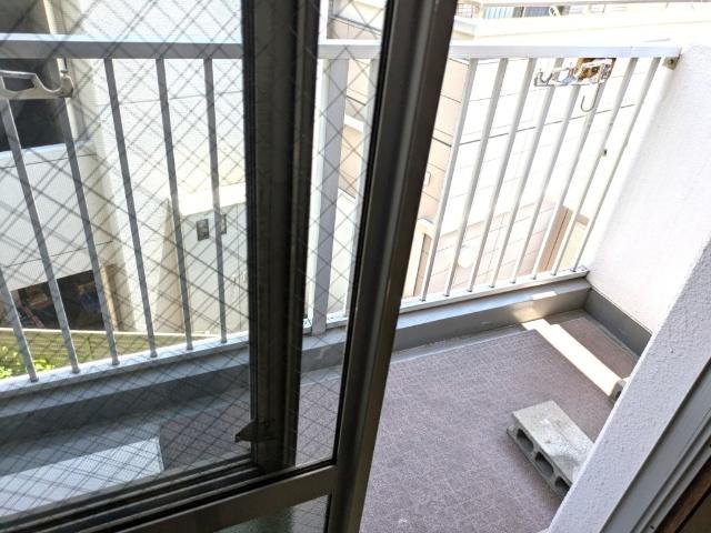 ハイツ三和 バルコニー