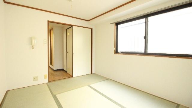 プレアール古川橋Ⅱ 室内
