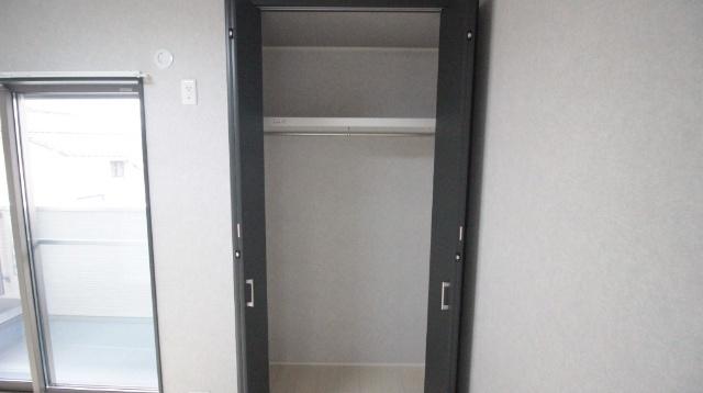 グロワール栄町（102） 収納