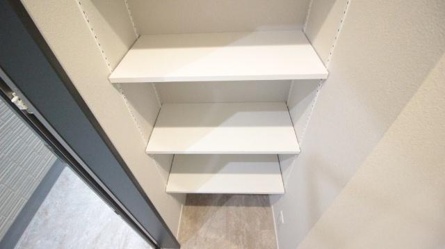 グロワール栄町（302） 収納