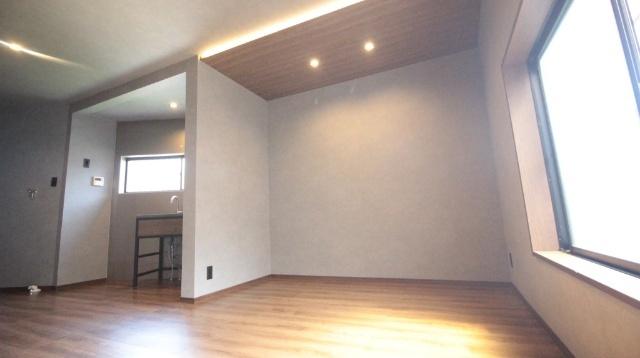 守口市大日町一戸建 リビング