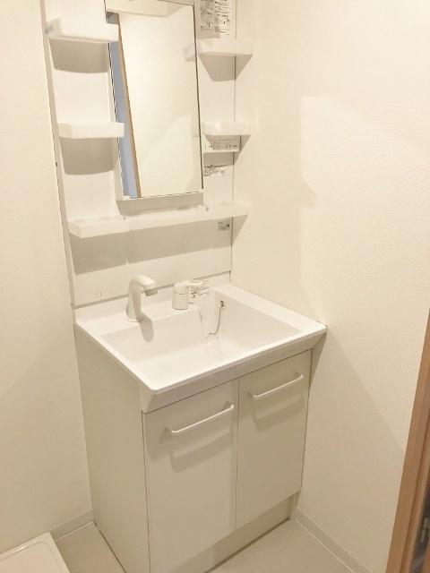 レヴィア門真 洗面
