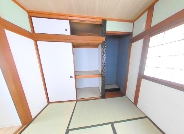 門真市五月田町一戸建 収納