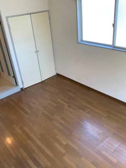 リシェス大日 室内