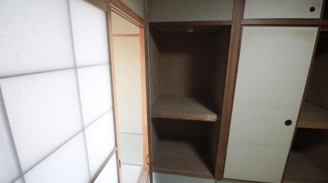 日晃マンション 収納