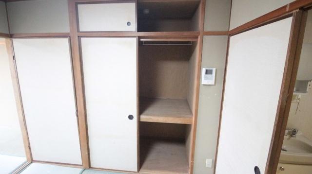 日晃マンション 収納
