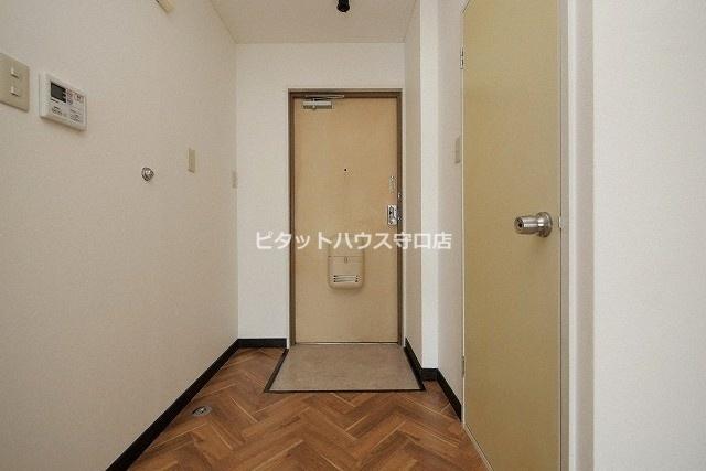 大阪市旭区大宮マンション 玄関