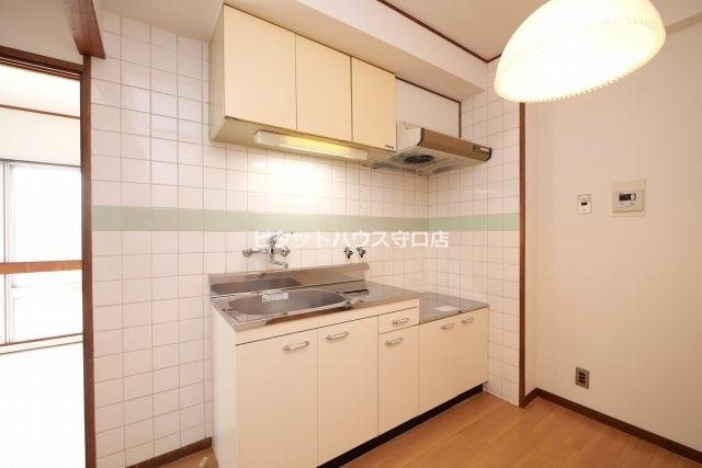 大阪市旭区大宮マンション キッチン
