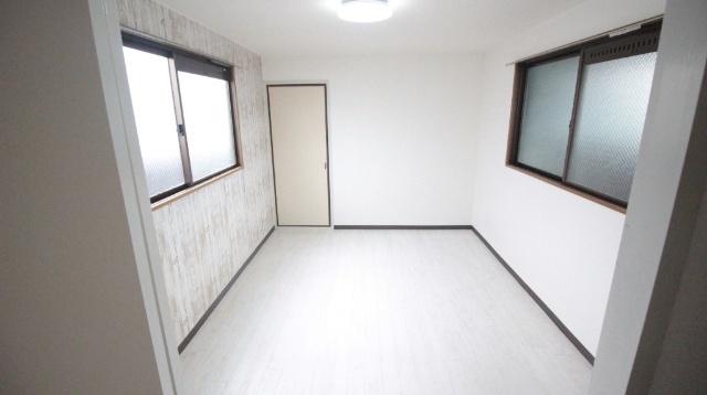 コンフォール月出町 リビング