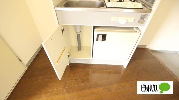 西田土地ビル 収納