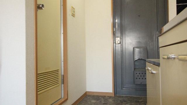パシフィックヴィラ新森 玄関