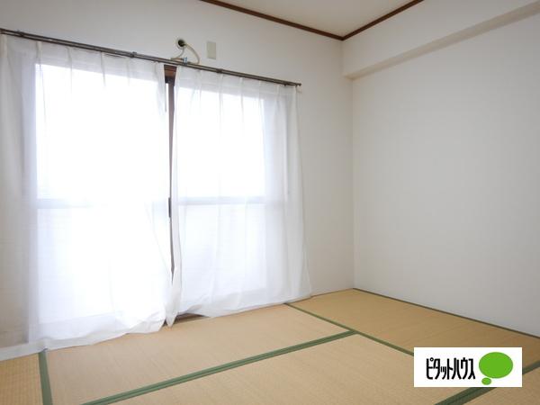 マンション淀 リビング