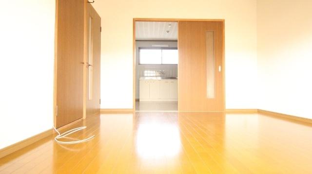 リーフハイツ 室内
