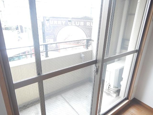 GROOVE守口駅前（旧ウィステリアコート守口） バルコニー