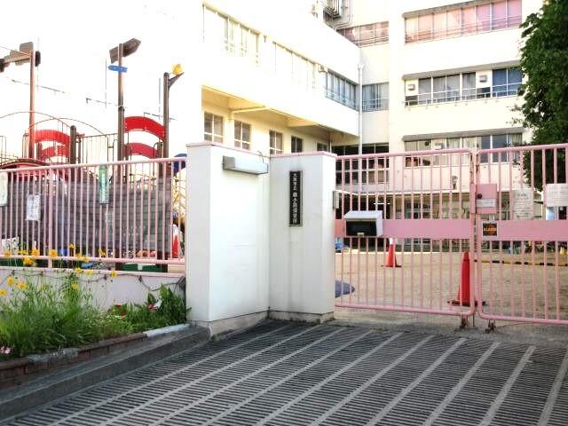 大阪市立森小路保育所：532m