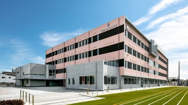 守口市立寺方南小学校：674m