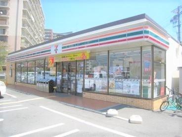 セブンイレブン守口八雲東町2丁目店：320m