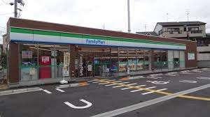 ファミリーマート門真浜町店：261m